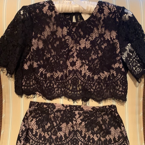 THE JETSET DIARIES FANTASIA BLACK LACE SUPER GLAM 2PIECE SET WITH EYELASH TRIM - Picture 3 of 15